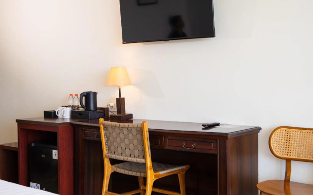 D Girijati Resort and Beach Club – Guest Rooms – Baturetno