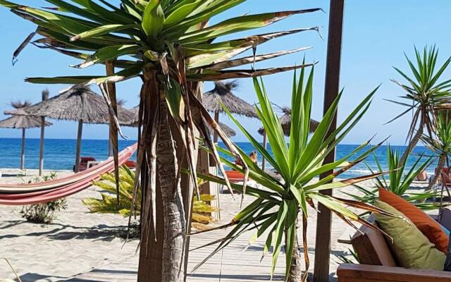 Beau studio à 1 minute de la plage