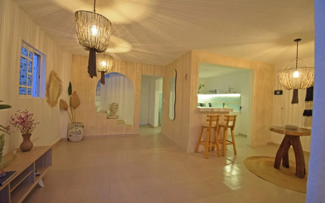 Casa Equinox Cancun