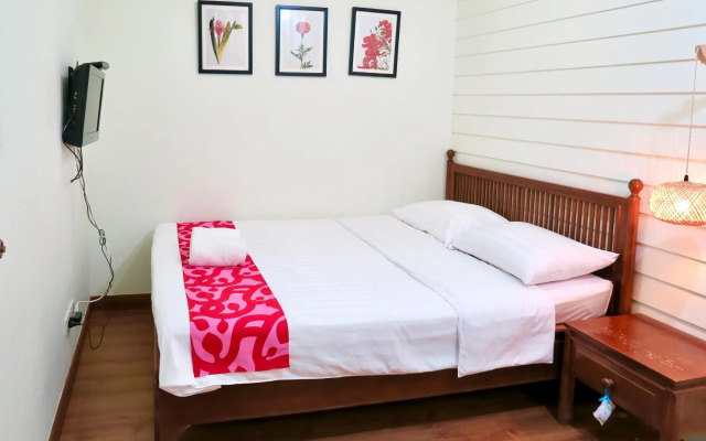 Les Fleurs Bangkok Hostel