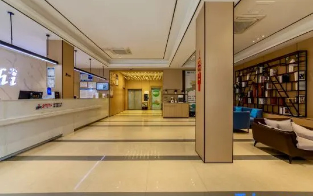 Rive Gauche Hotel