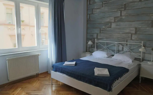 Charles Square Apartment