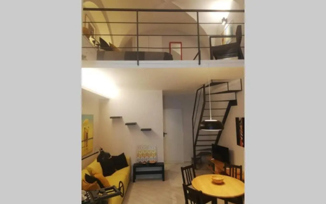 Palazzo D'Arrigo Black Loft