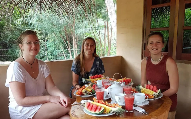 Niyagala Lodge