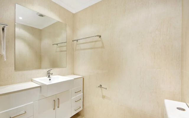 South Pacific Apartments Port Macquarie
