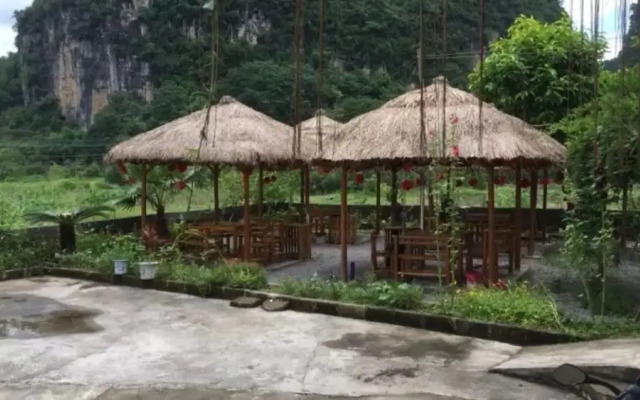 Yangshuo Pure Joy Resort
