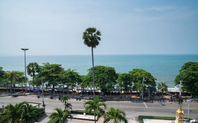 Grand Jomtien Palace Hotel