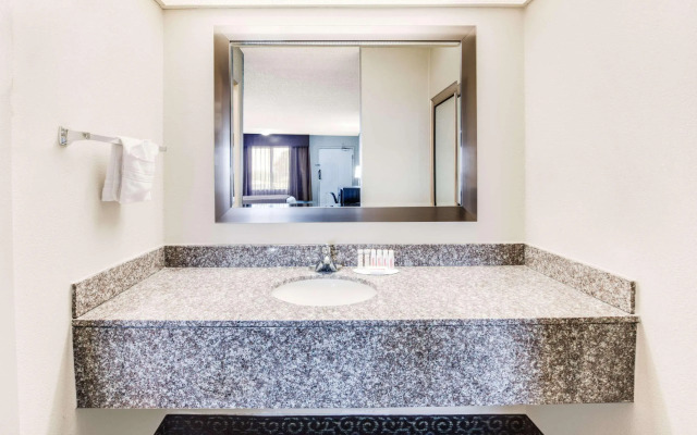 Super 8 By Wyndham Big Spring Tx