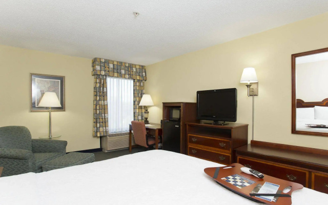 Hampton Inn Winchester N/Conference Center, VA