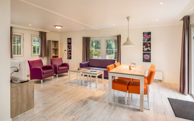 Detached Chalet With Dishwasher, in a Nature Reserve