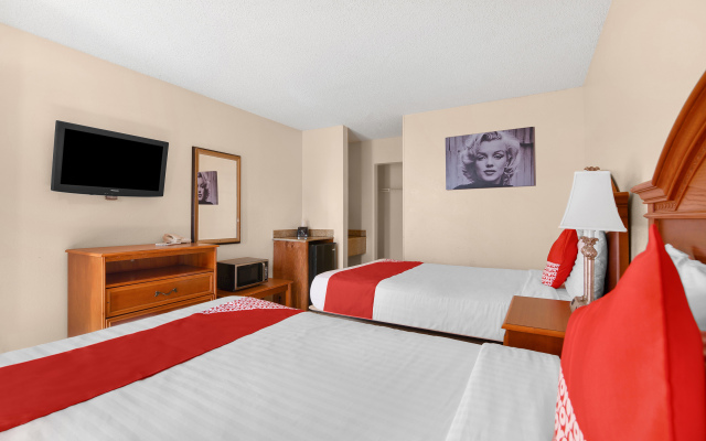 OYO Hotel San Antonio Lackland near Seaworld