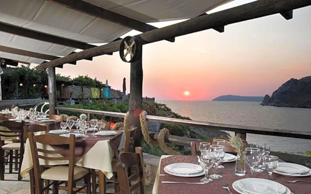 Marmari Paradise Resort Hotel