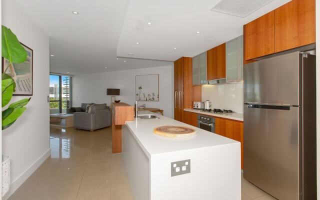 Cotton Beach Apartment 35 - Pool Views