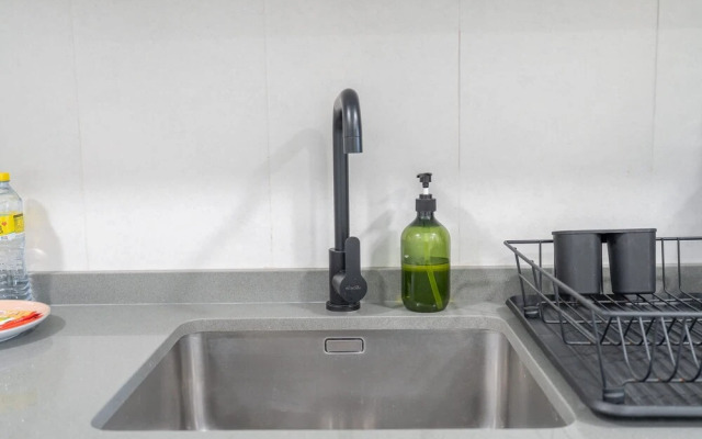 An Exceptional Studio in JVC That Sleeps 2