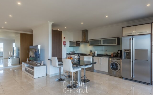 CheckinCheckout - Panorama Luxury Flat