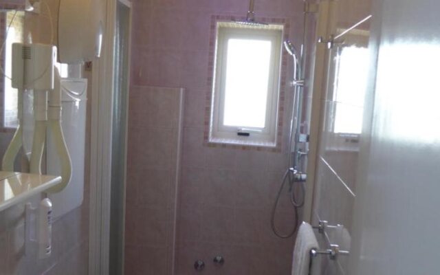 Hotel Atenea