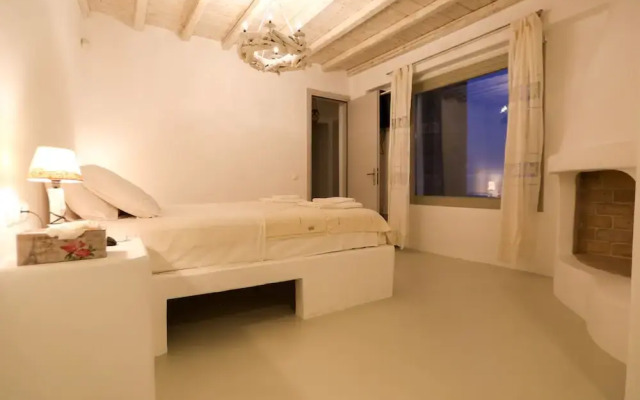 Anthi House