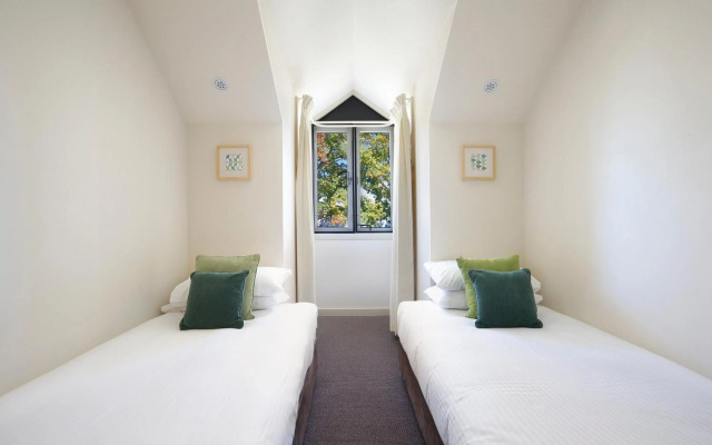 Briars Country Lodge