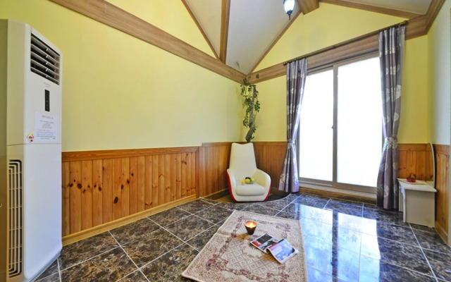 Gapyeong Pealichae Pension