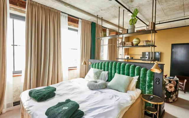 The Steam Hotel