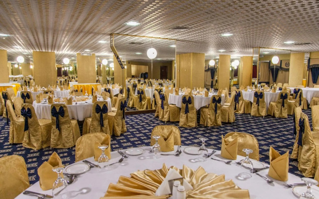 Sharjah Carlton Hotel