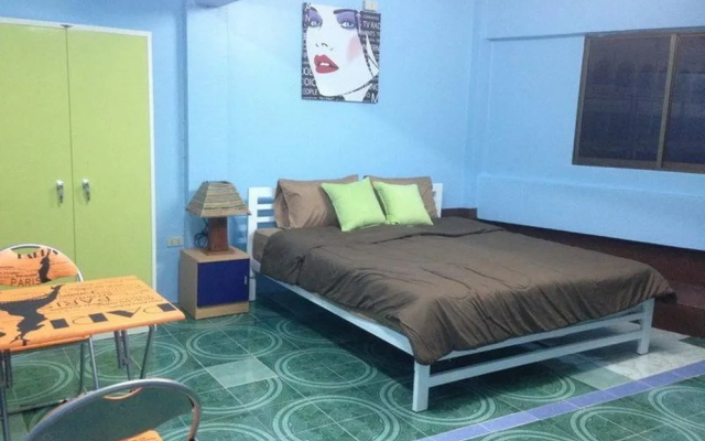 Room at Surat