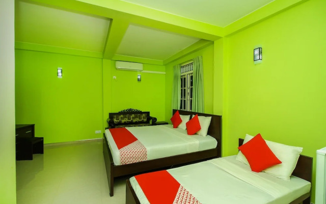 OYO 347 Hotel Empryean