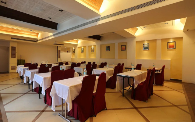 OYO 623 Hotel Suncity Premiere