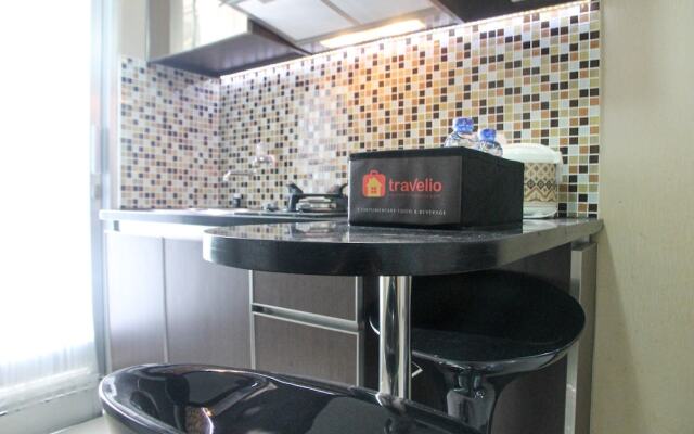 Clean and Cozy 2BR at Green Bay Apartment