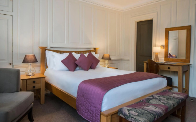 Vanbrugh House Hotel