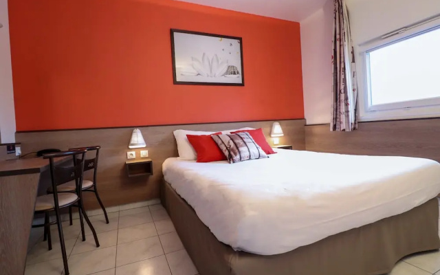 ACE Hôtel Travel Athée sur Cher - A85 Aire du Val de Cher