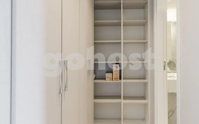 Tranquilo y cómodo apartamento en Villa Morra 2D006