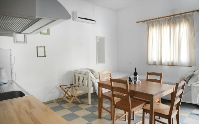 Panorama Studios & Apartments