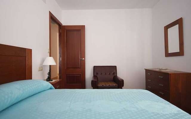 102118 -  House in Carnota