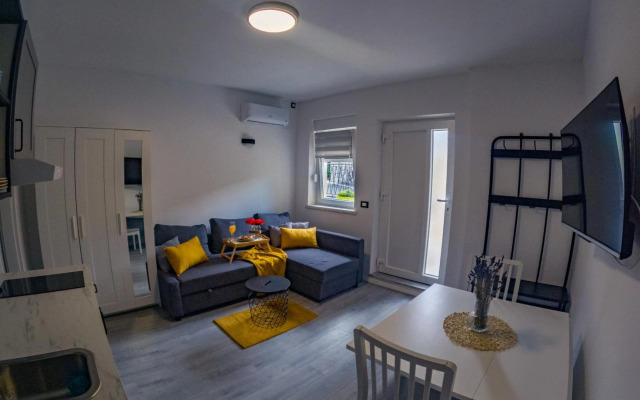 Deluxe Apartments "Nona Fa"