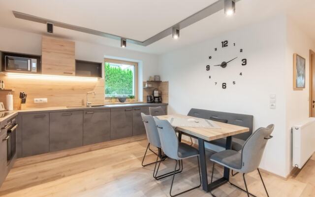 Apartment in Umhausen With Garden and Barbecue