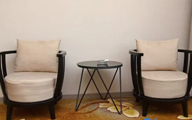 Yuelaideng Hotel