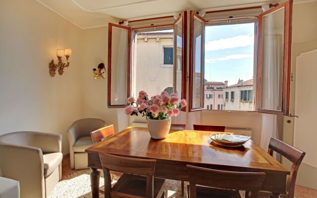 Canale - WR Apartments