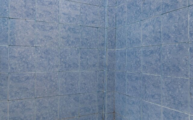 SPOT ON 91875 Nayla Homestay Syariah Near Koro Koro Panam, Karaoke, Pool, & Cafe
