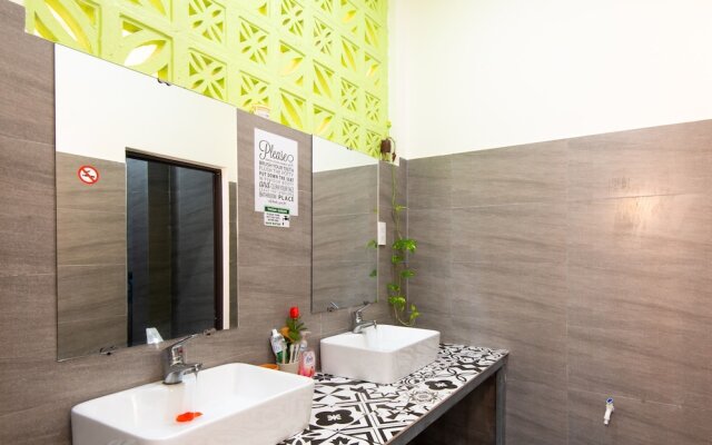 L hostel