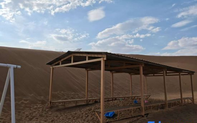 Zhongwei Star Guide | Parent-Child Study Tour | Desert Lakes | Five Lakes Crossing | Camping Base