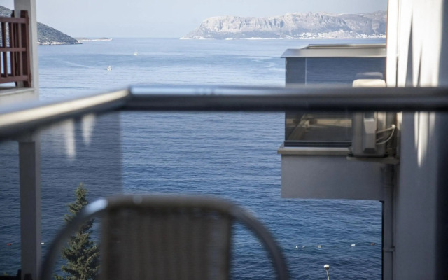 Narr Hotel