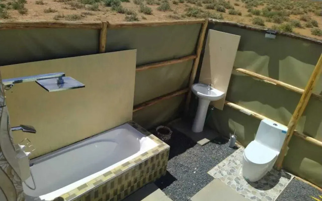 Amanya 1-bed Leopard Family With Mt Kilimanjaro vi - Campsite