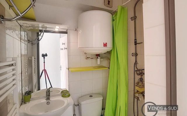 Studio tout confort proche Thermes & centre ville