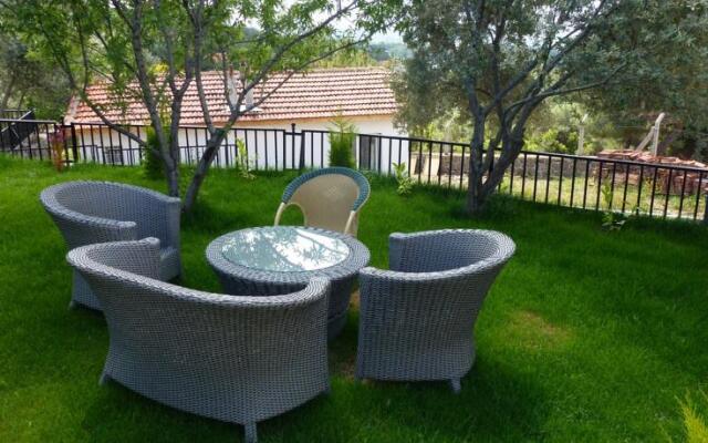 Camalti Gardenlife Otel