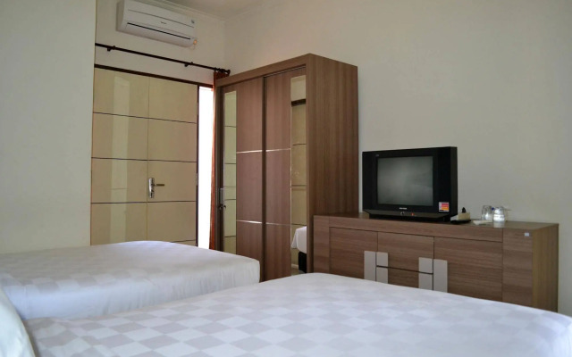 Ivanka Airport Inn