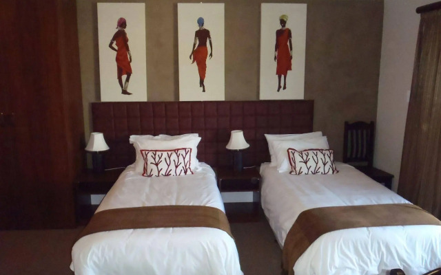 The Wacky Bush Lodge