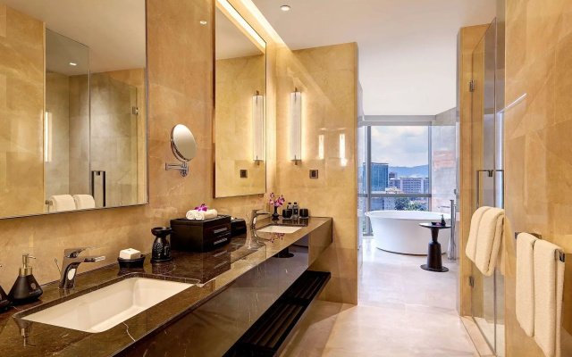 Pavilion  Kuala Lumpur Managed by Banyan Tree