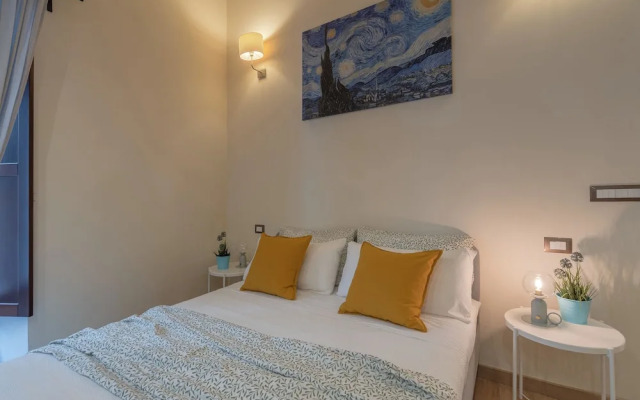 Central Cozy Apartment 70m2 In '700s Baroque Building