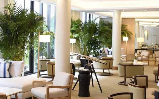 Five Seas by Inwood Hotels